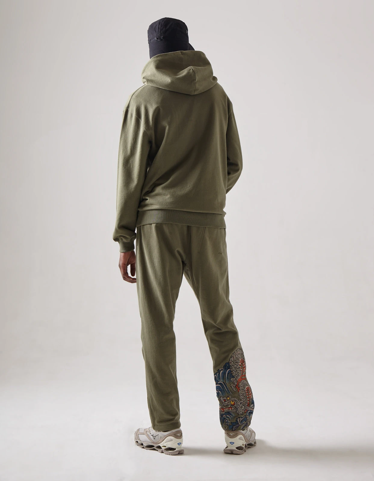 4622 Maharishi Organic Hooded Sweat Olive 4 4622 Maharishi Organic Hooded Sweat Olive - Image 4
