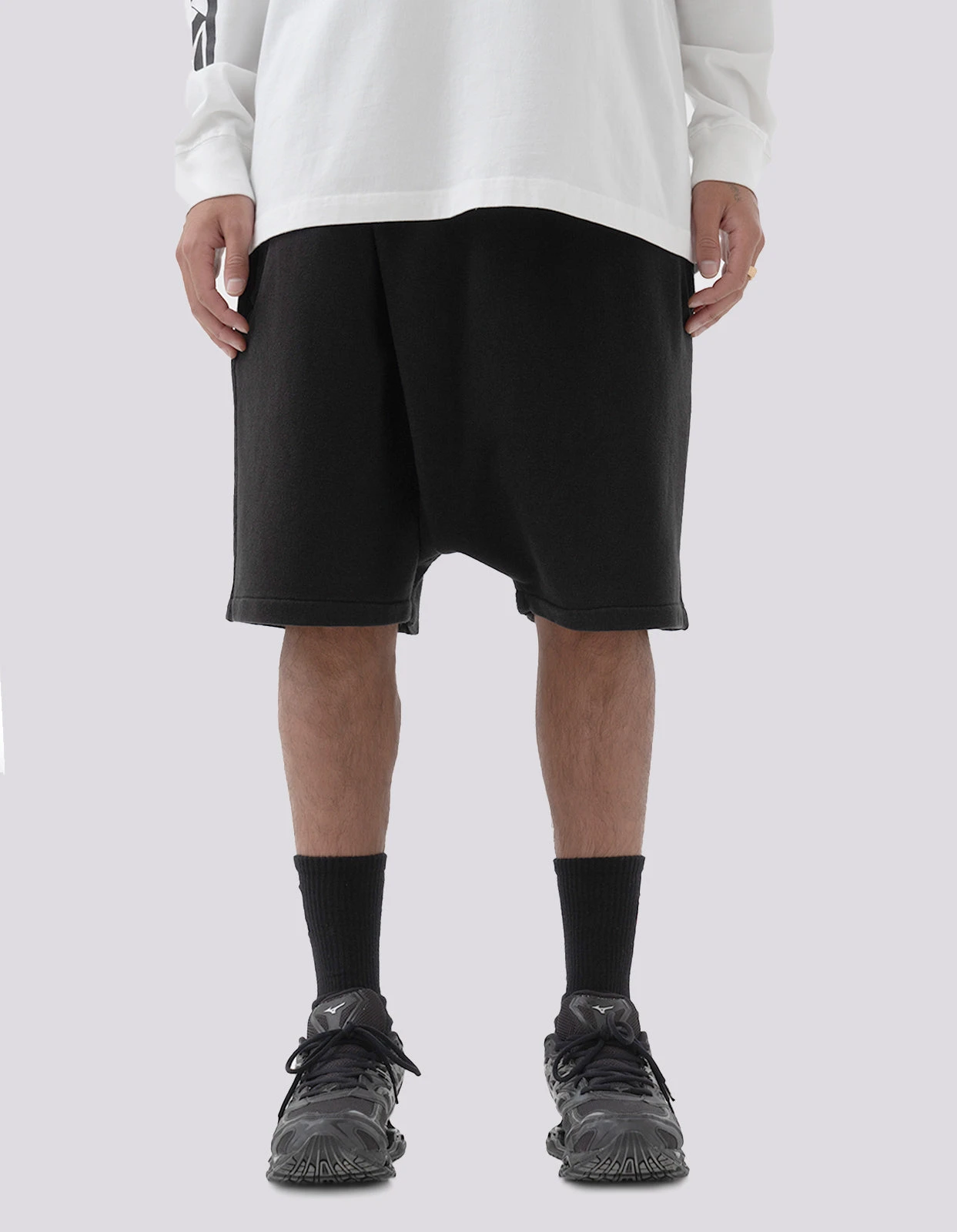 Maharishi 5004 Kesagiri Hemp Sweat Shorts Black BLK-108F 2 Maharishi 5004 Kesagiri Hemp Sweat Shorts Black BLK-108F - Image 2