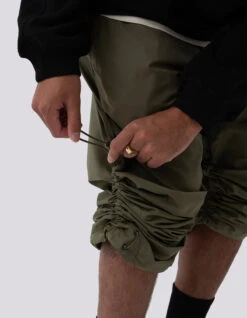 Maharishi 5010 Snocord® Jump Pants Olive OG-107F 26 Maharishi 5010 Snocord® Jump Pants Olive OG-107F -Maharishi Shop 5010 olive 90