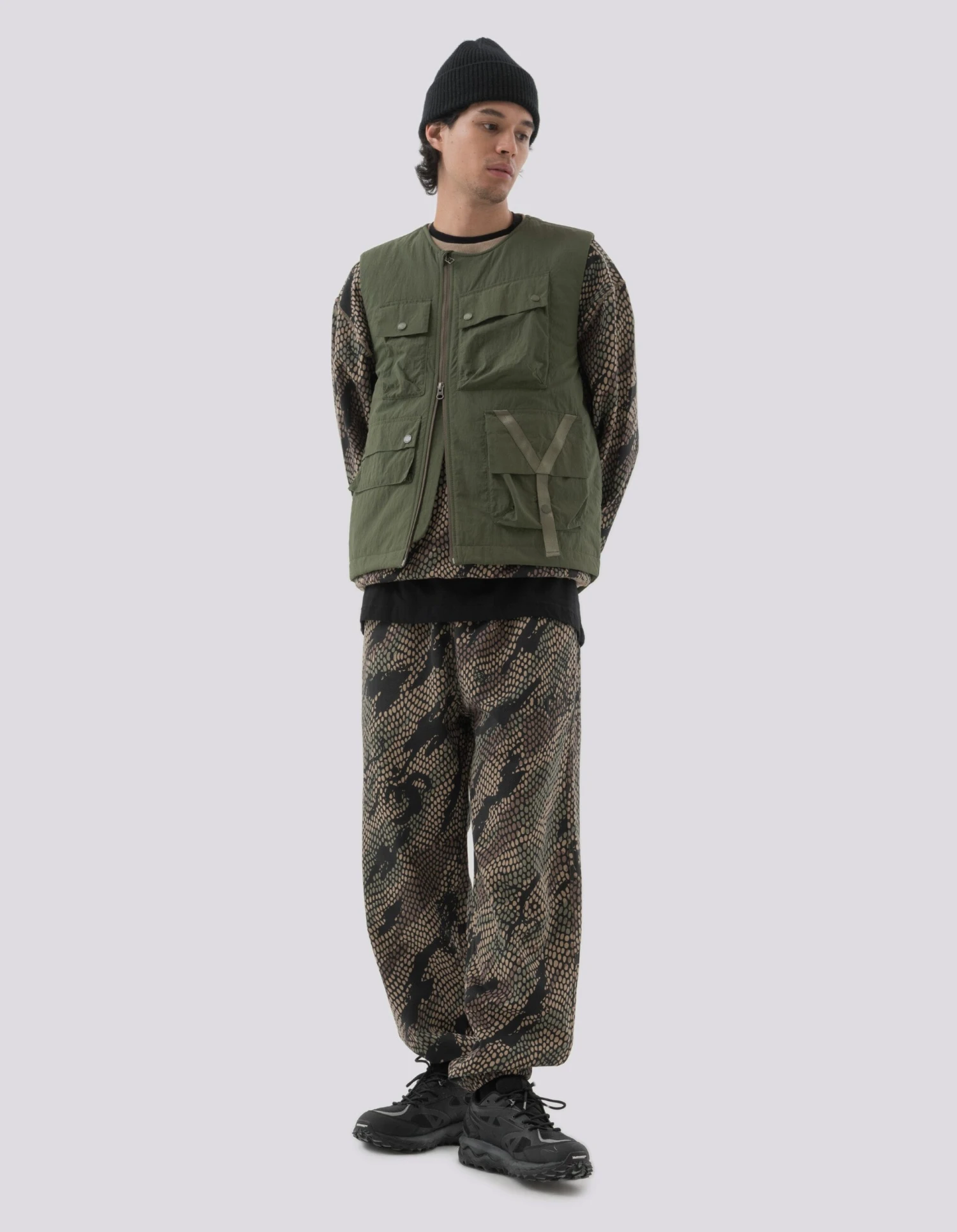 Maharishi 5038 Veg Dyed Tech Cargo Vest Olive 3 Maharishi 5038 Veg Dyed Tech Cargo Vest Olive - Image 3