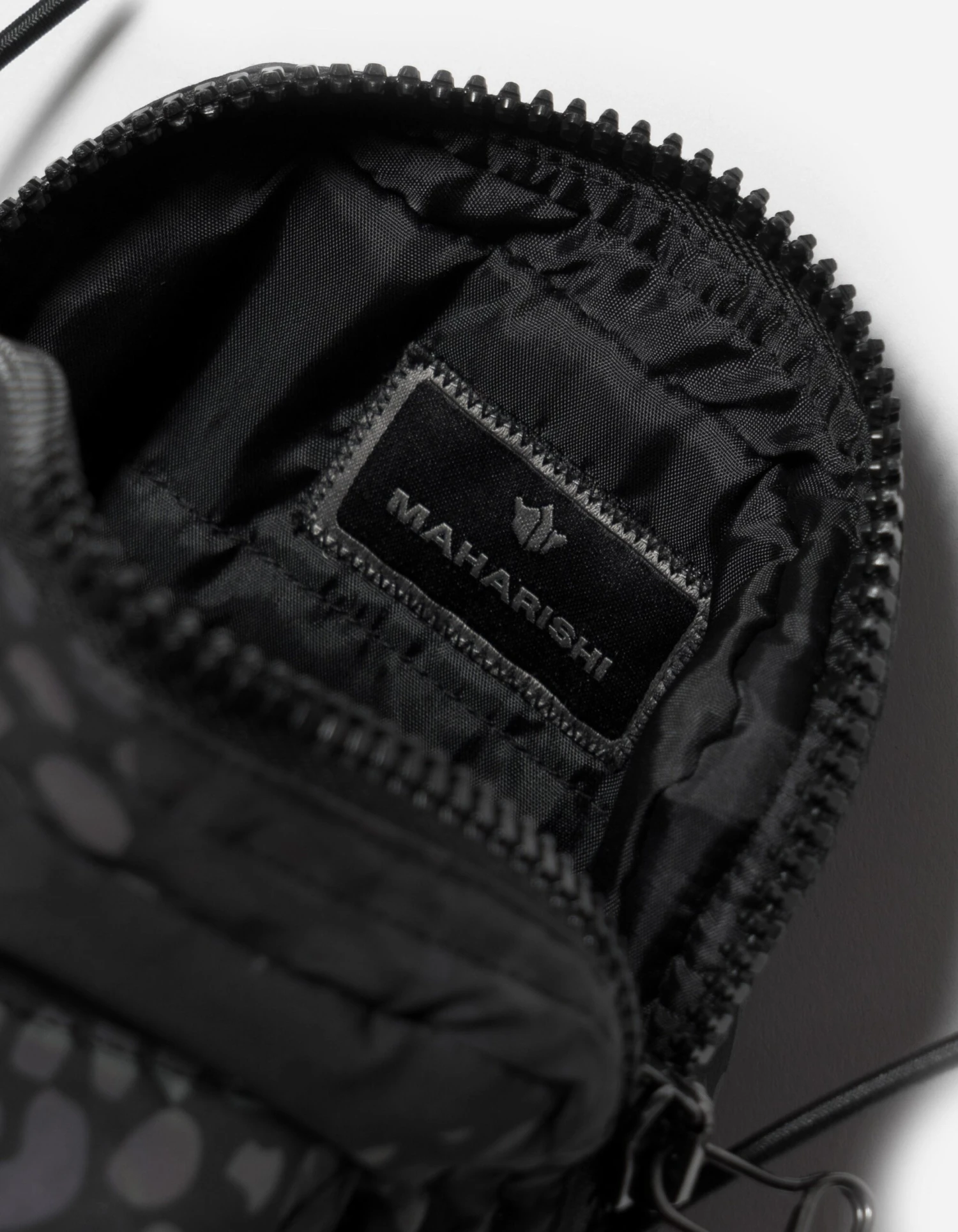 Maharishi 5053 Camo Reflective MA Day Pouch Subdued Night 3 Maharishi 5053 Camo Reflective MA Day Pouch Subdued Night - Image 3