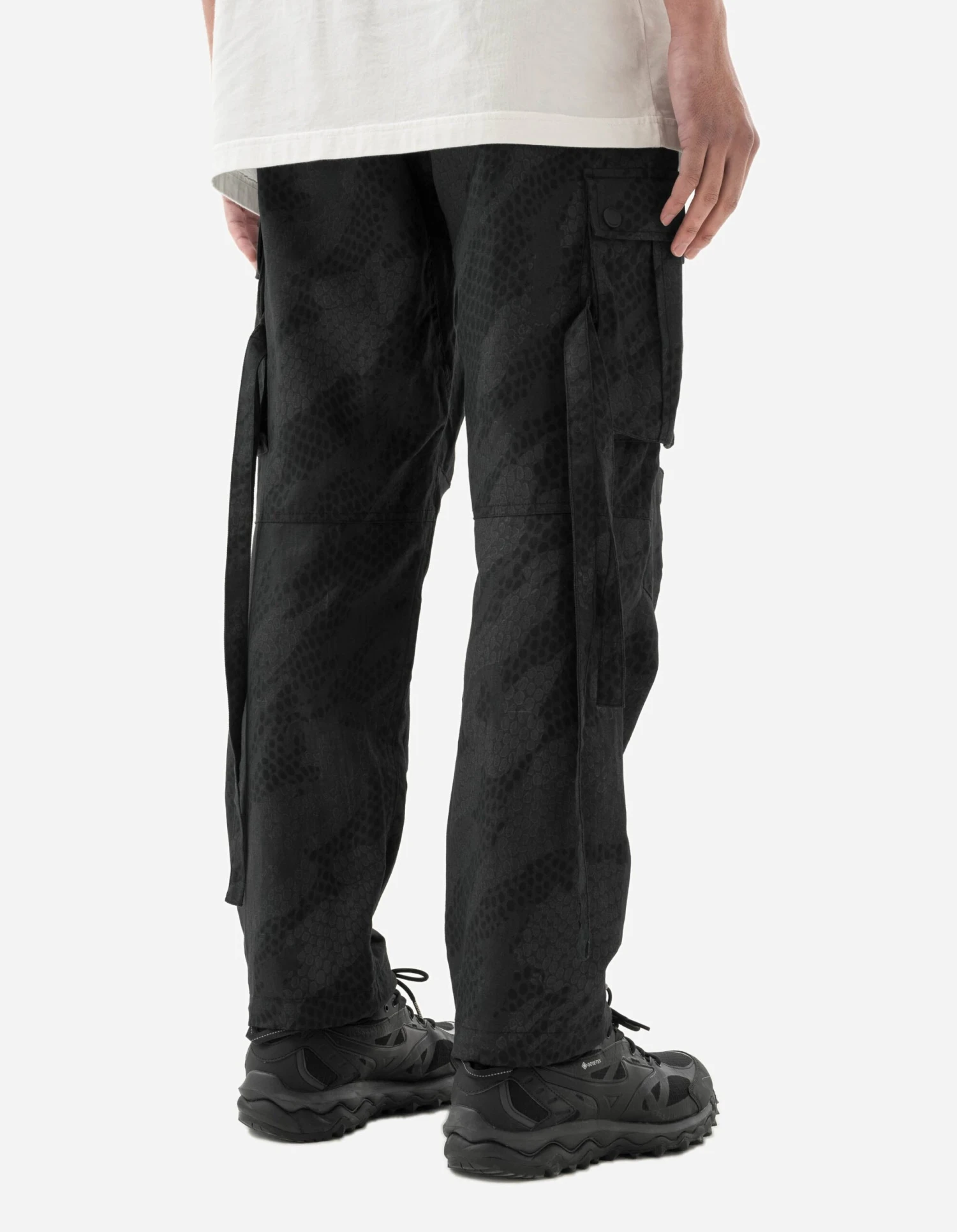 Maharishi 5066 Camo Hemp Cargo Track Pants Subdued Night 3 Maharishi 5066 Camo Hemp Cargo Track Pants Subdued Night - Image 3