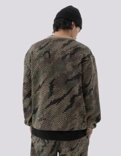 Maharishi 5067 Organic Camo Crew Sweat Woodland 13 Maharishi 5067 Organic Camo Crew Sweat Woodland -Maharishi Shop 5067 WOODLAND 60