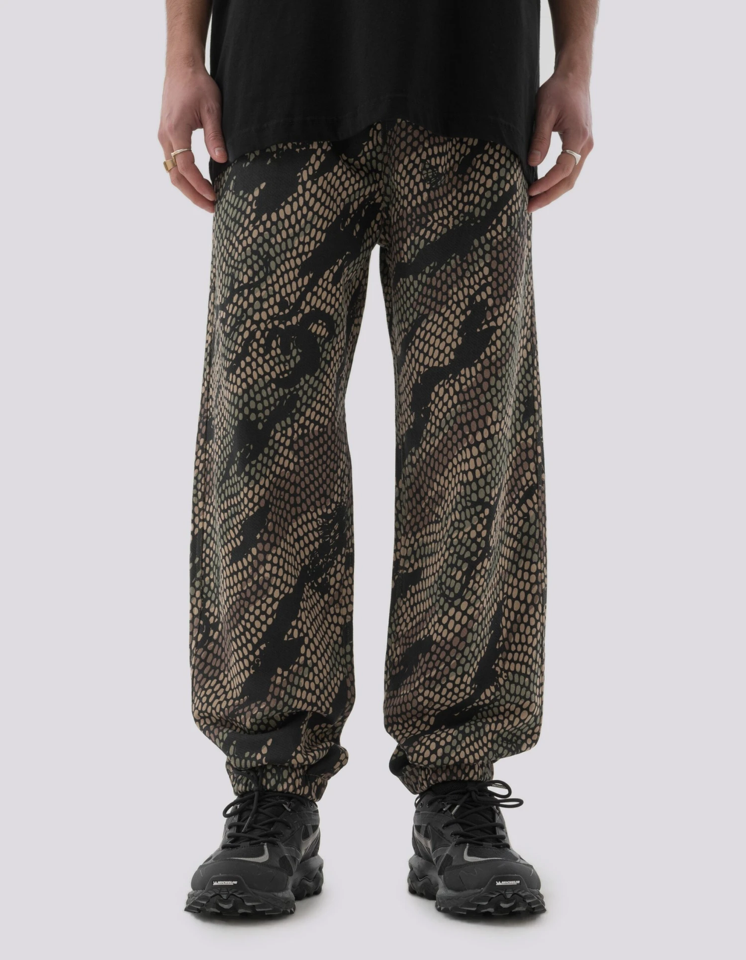 Maharishi 5068 Organic Camo Sweatpants Woodland 2 Maharishi 5068 Organic Camo Sweatpants Woodland - Image 2