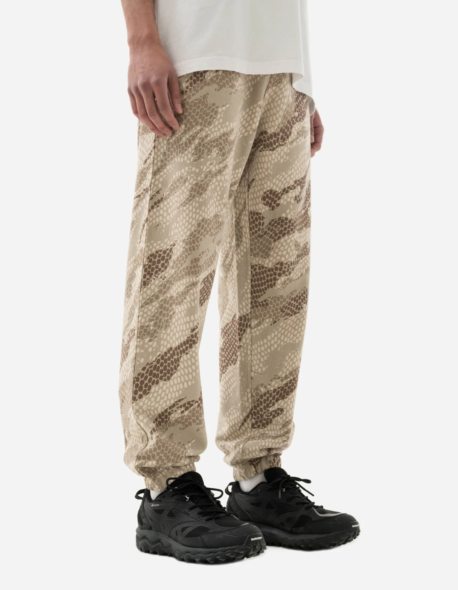 Maharishi 5068 Organic Camo Sweatpants Desert 2 Maharishi 5068 Organic Camo Sweatpants Desert - Image 2