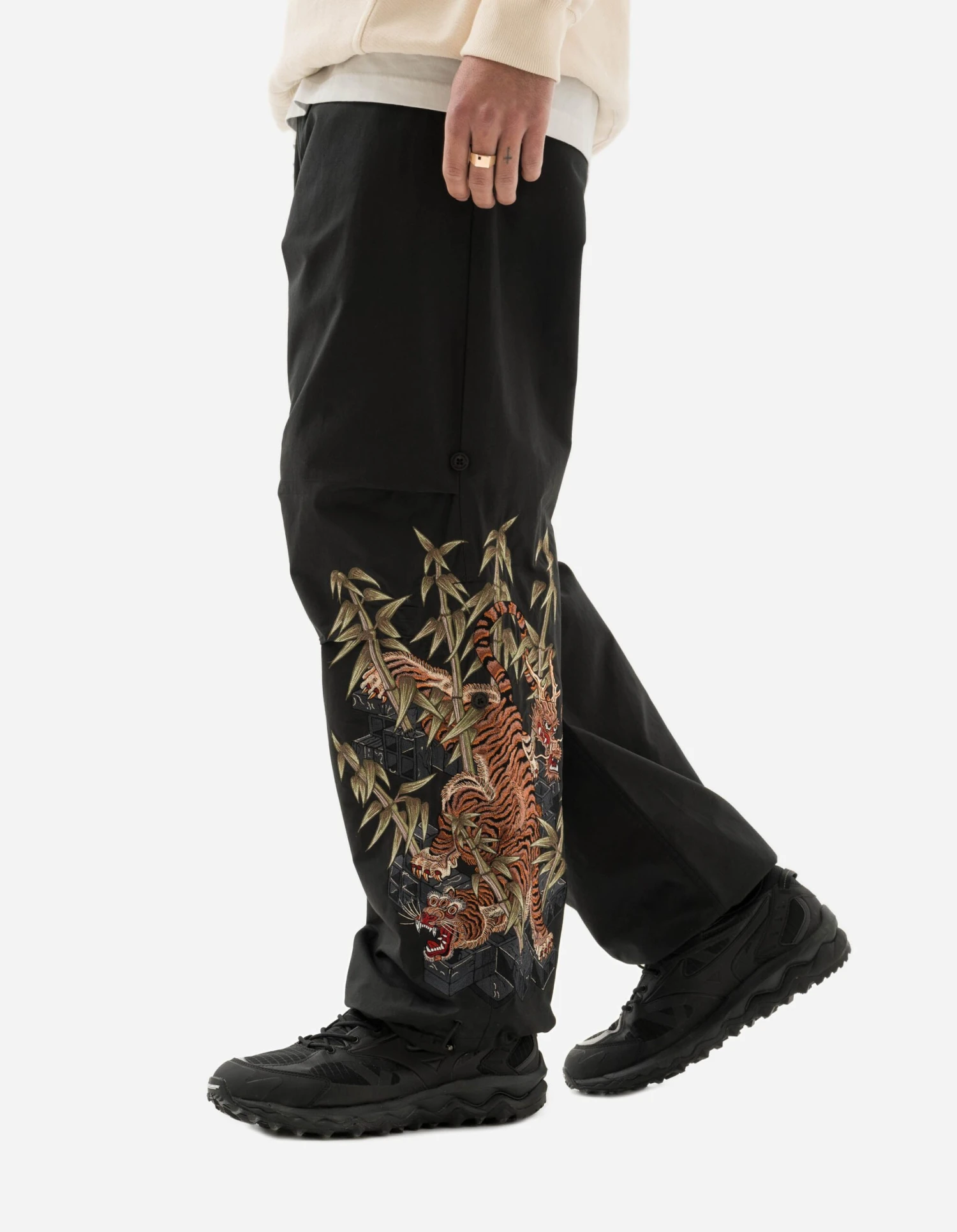 Maharishi 5098 Take Tora Loose Snopants Black 7 Maharishi 5098 Take Tora Loose Snopants Black - Image 7