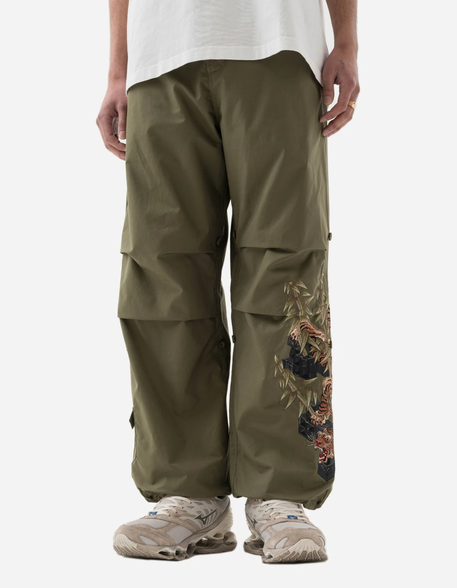 Maharishi 5098 Take Tora Loose Snopants Olive OG-107F 2 Maharishi 5098 Take Tora Loose Snopants Olive OG-107F - Image 2