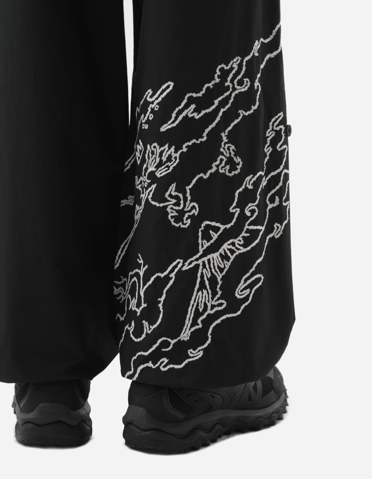 Maharishi 5137 Maha Basquiat Camo Loose Snopants® Black 6 Maharishi 5137 Maha Basquiat Camo Loose Snopants® Black - Image 6