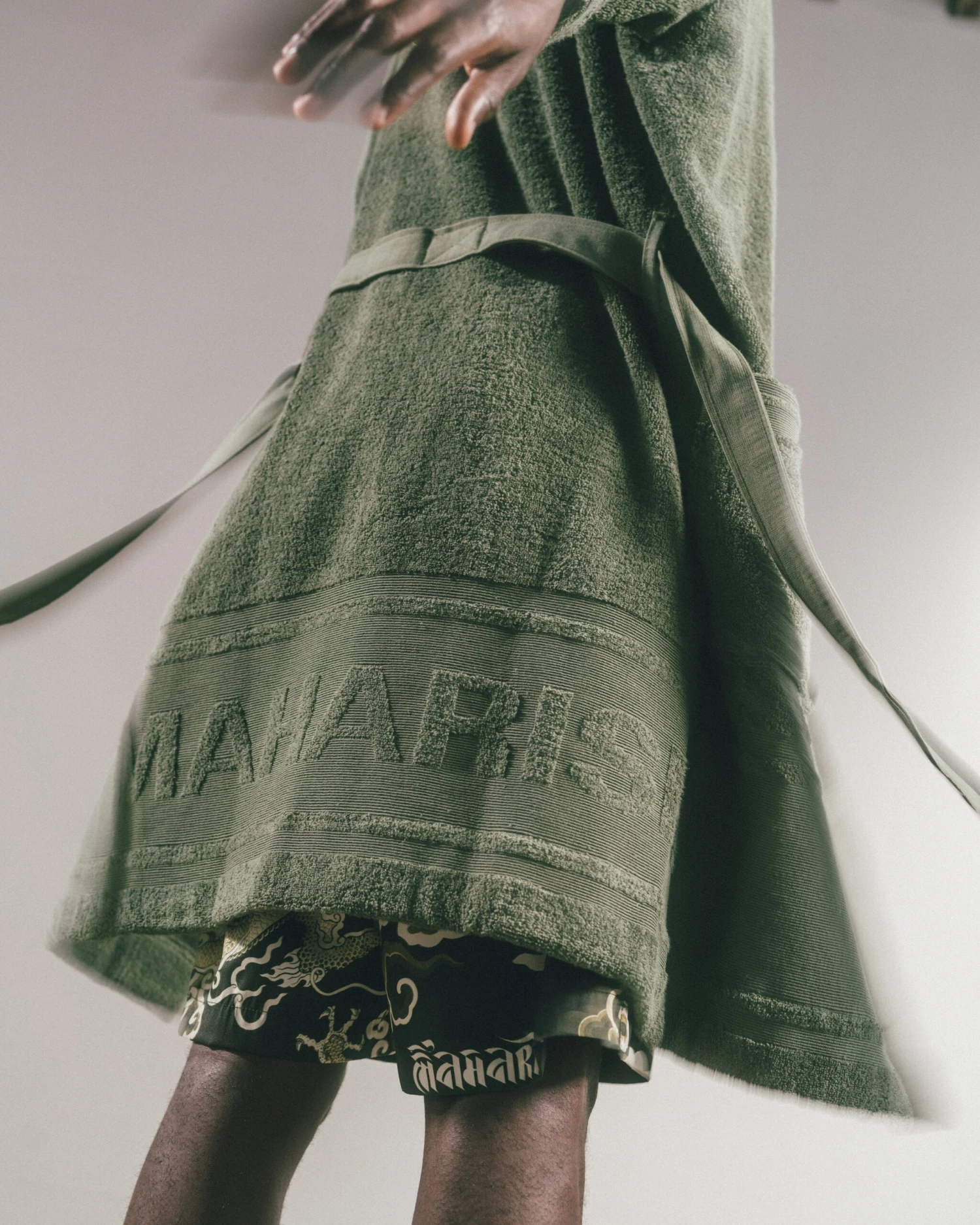 Maharishi 9872 Kimono Robe · Organic Cotton 700 Olive 7 Maharishi 9872 Kimono Robe · Organic Cotton 700 Olive - Image 7