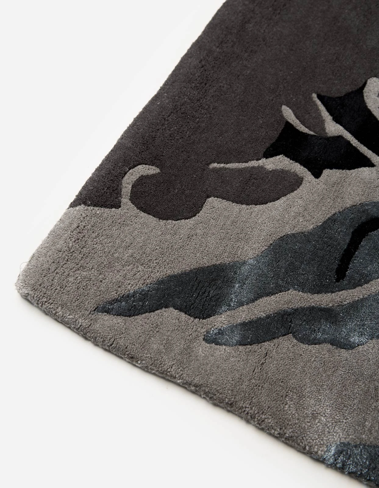 Maharishi 2159 DPM: Bonsai Forest Rug Small Night 7 Maharishi 2159 DPM: Bonsai Forest Rug Small Night - Image 7