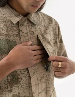 Maharishi 5226 Contour Trek Shirt Desert 12 Maharishi 5226 Contour Trek Shirt Desert -Maharishi Shop pre aw24 31 october 011123 0654 389df558 68a4 4dc2 8696 e90373af82a5