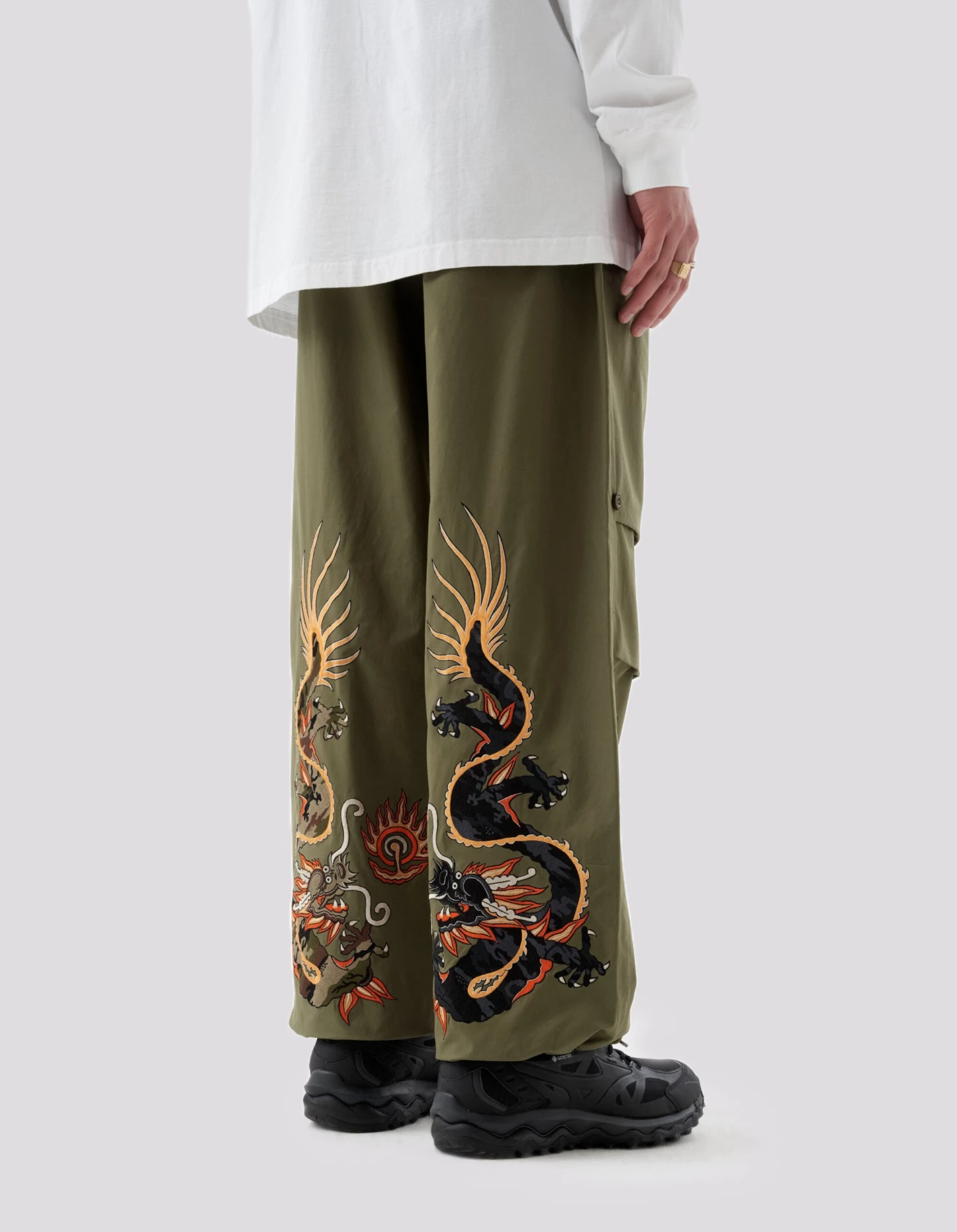 Maharishi 5064 Double Dragons Loose Snopants Olive OG-107F 2 Maharishi 5064 Double Dragons Loose Snopants Olive OG-107F - Image 2