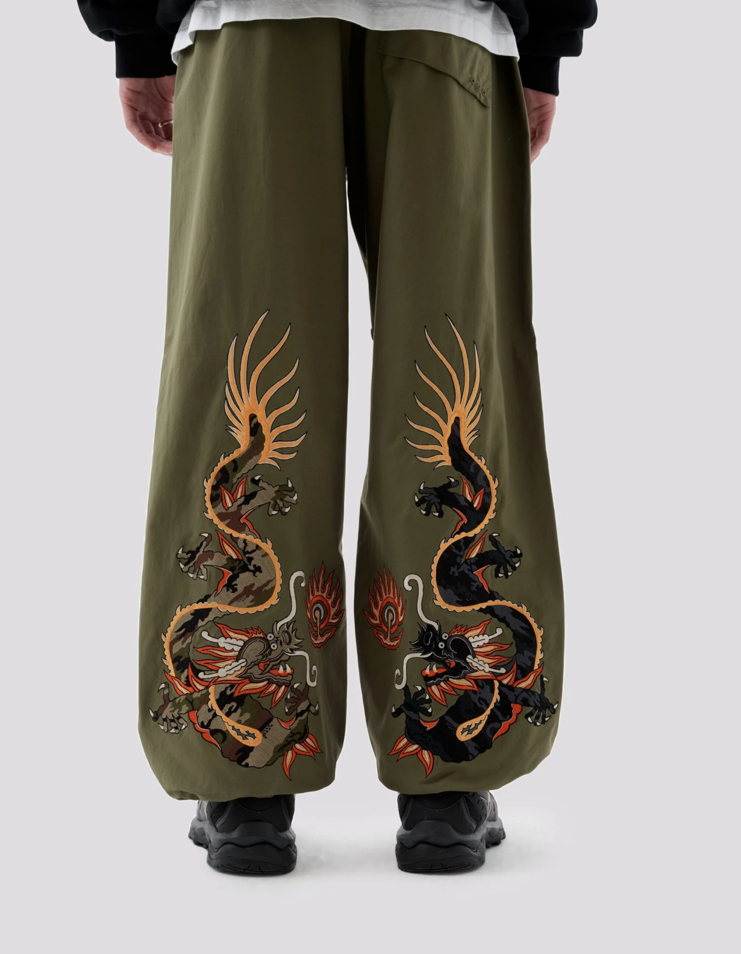 Maharishi 5064 Double Dragons Loose Snopants Olive OG-107F 5 Maharishi 5064 Double Dragons Loose Snopants Olive OG-107F - Image 5