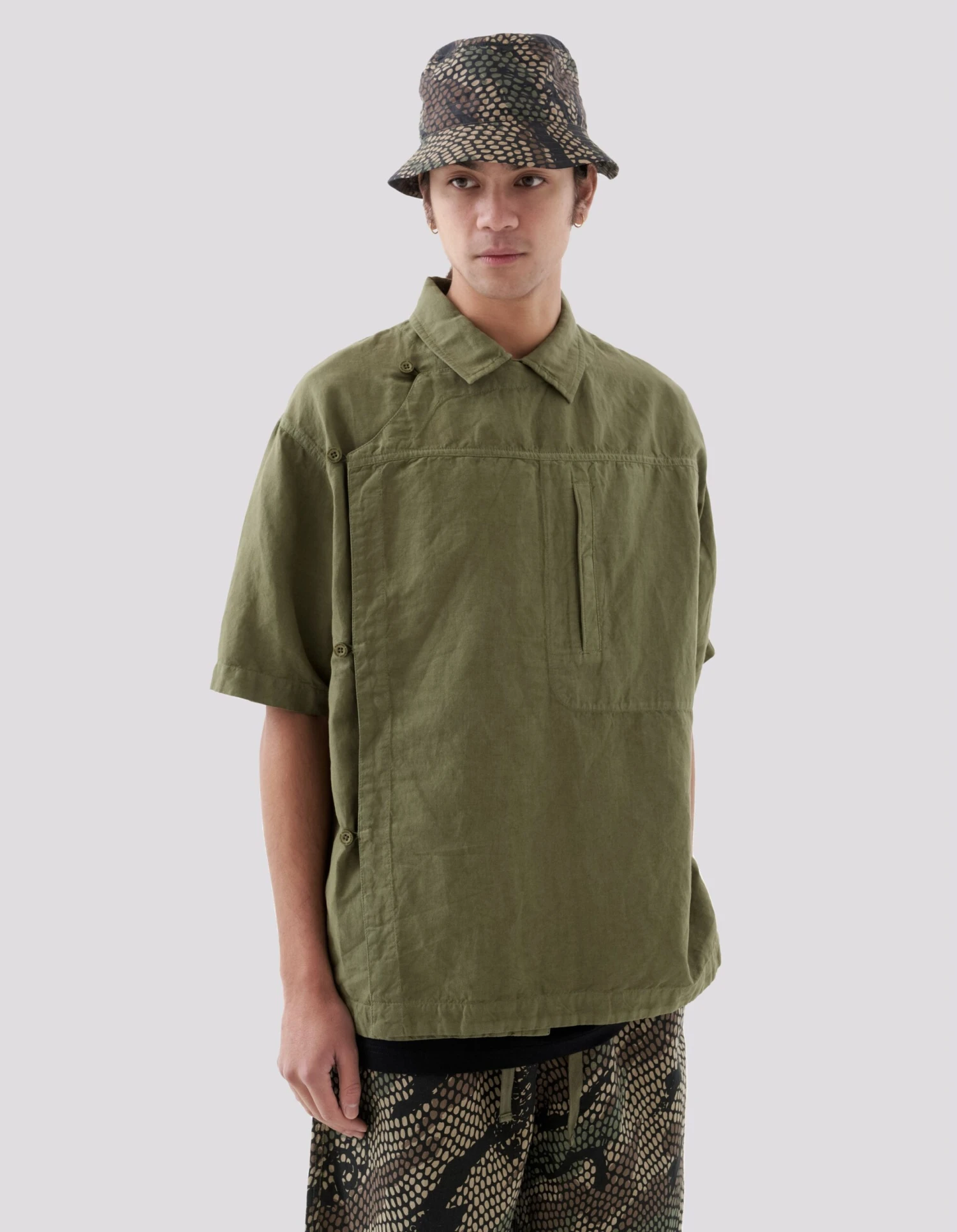 Maharishi 5120 Hemp Asym Monk Shirt Olive 2 Maharishi 5120 Hemp Asym Monk Shirt Olive - Image 2