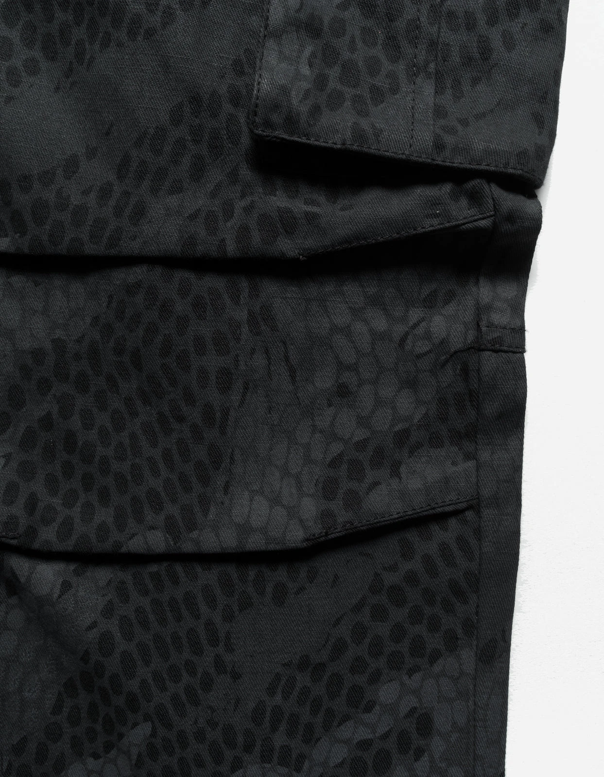 Maharishi 5066 Camo Hemp Cargo Track Pants Subdued Night 10 Maharishi 5066 Camo Hemp Cargo Track Pants Subdued Night - Image 10