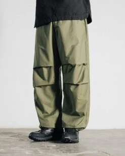 Maharishi 4039 Original Loose Snopants® Olive OG-107F 11 Maharishi 4039 Original Loose Snopants® Olive OG-107F -Maharishi Shop trousers focus ss24 4 26c6e8b5 18a9 4335 a03f b9f1264e098a